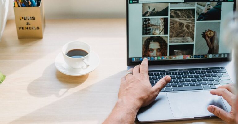 création de site web professionnelle pour booster votre présence en ligne. solutions personnalisées, design moderne et performance optimisée.